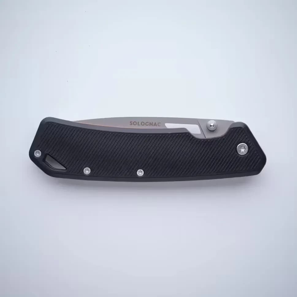 چاقوی تاشو سولوگناک Axis 75 Grip V2 در حالت بسته