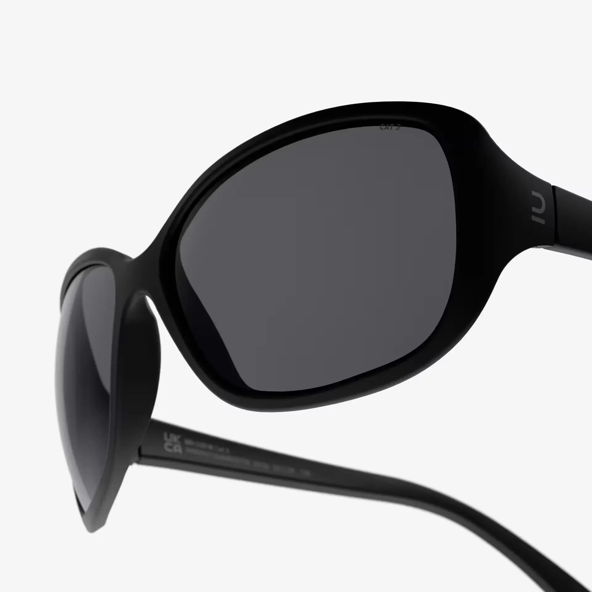 جزئیات فریم عینک آفتابی زنانه دکاتلون MH530W